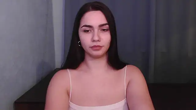 HannahMeid online show from 12-10-24, 08:27