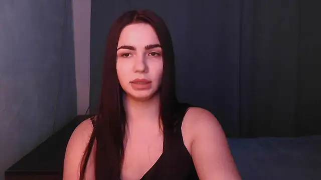 HannahMeid online show from 02-10-25, 07:17