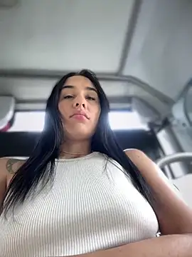   IRIS   online show from 01-02-25, 05:07