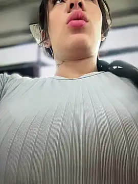   IRIS   online show from 02-06-25, 08:23