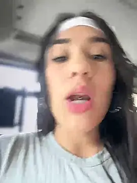   IRIS   online show from 02-21-25, 08:38