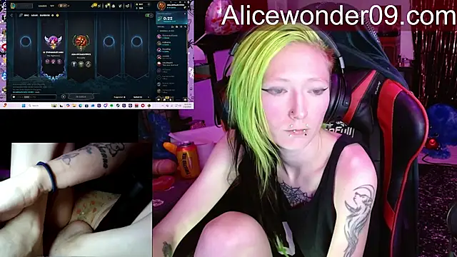 alicewonder09 online show from 03-17-26, 03:22