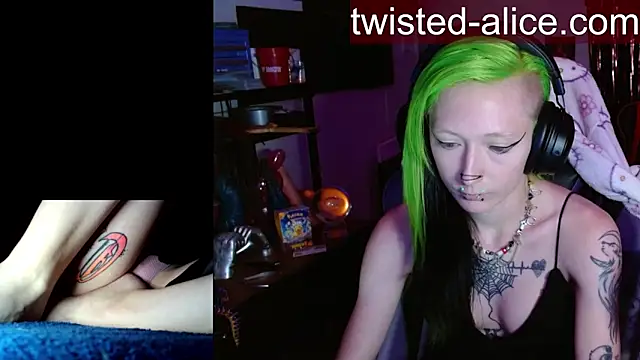 alicewonder09 online show from 06-15-26, 03:09