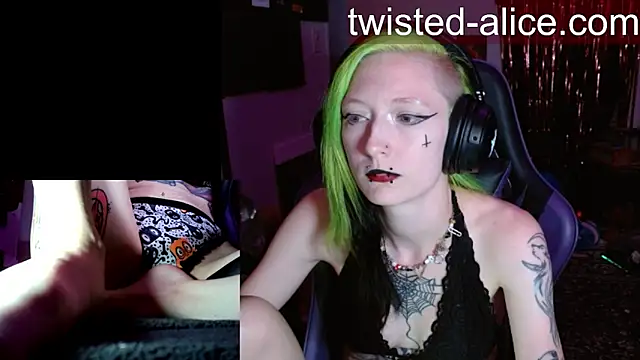 alicewonder09 online show from 07-02-26, 03:23