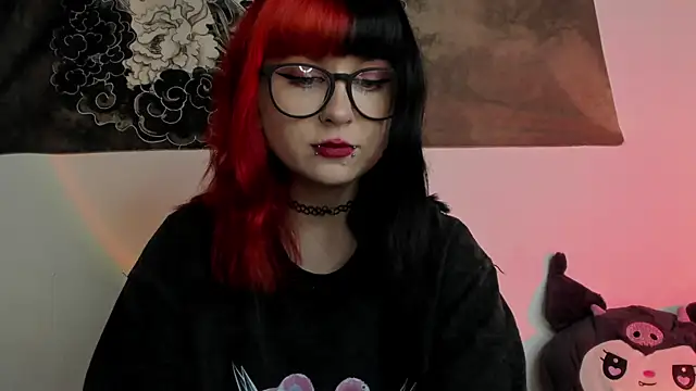 t0riayun0 online show from 02-03-25, 11:15