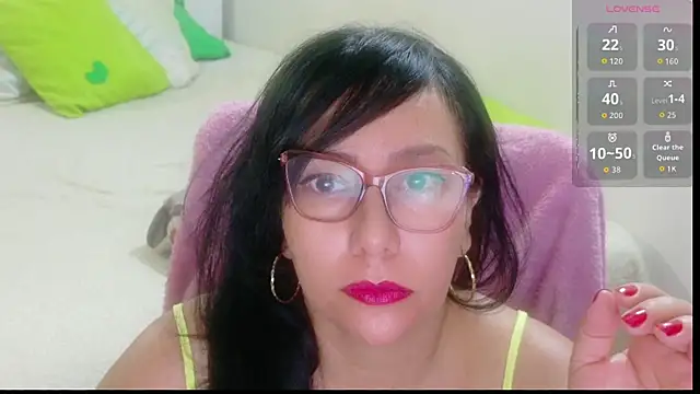 Snapshot of hottplay chatting on 07-14-26, 02:38 hottplay online show from 07-14-26, 02:38