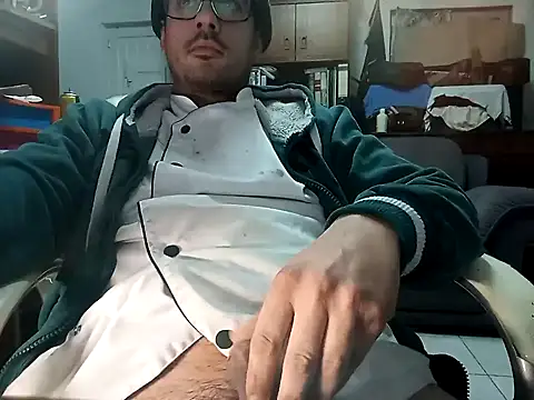 Snapshot of pedrosantos3366 chatting on 12-13-24, 12:53 pedrosantos3366 online show from 12-13-24, 12:53