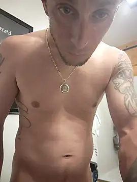 Snapshot of 22sexytwin chatting on 03-06-25, 06:52 22sexytwin online show from 03-06-25, 06:52