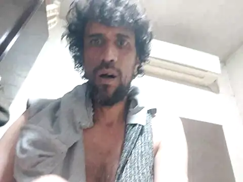 Snapshot of Hotcasados69 chatting on 11-11-25, 07:08 Hotcasados69 online show from 11-11-25, 07:08