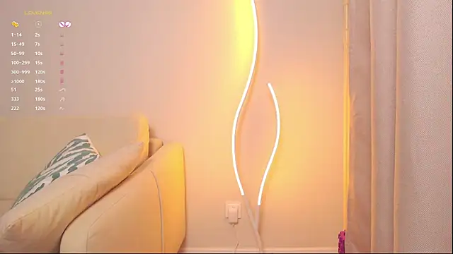 Snapshot of Rinas_secret chatting on 12-08-24, 09:35 Rinas secret online show from 12-08-24, 09:35