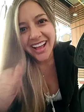 alana 69 online show from 12-22-25, 10:51