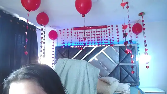 selena yourmilf online show from 02-06-25, 06:46