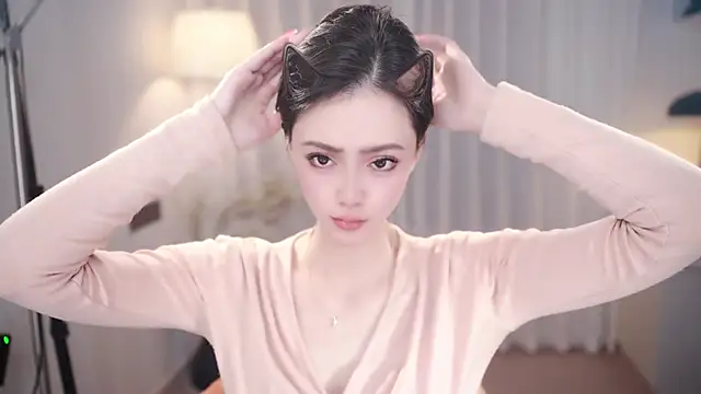 Ocean--Lili online show from 11-10-25, 02:05