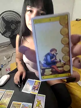 Snapshot of ZaraHoney chatting on 12-30-24, 07:48 ZaraHoney online show from 12-30-24, 07:48