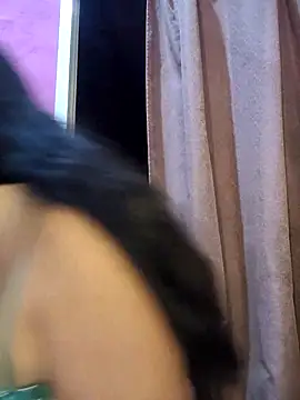 Snapshot of ZaraHoney chatting on 02-07-25, 04:37 ZaraHoney online show from 02-07-25, 04:37