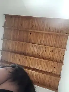 Snapshot of ZaraHoney chatting on 02-21-25, 03:34 ZaraHoney online show from 02-21-25, 03:34