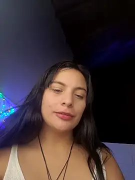 Snapshot of ZaraHoney chatting on 03-21-25, 05:54 ZaraHoney online show from 03-21-25, 05:54