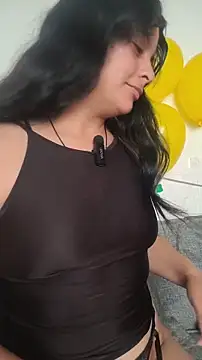 Snapshot of ZaraHoney chatting on 10-02-25, 03:30 ZaraHoney online show from 10-02-25, 03:30