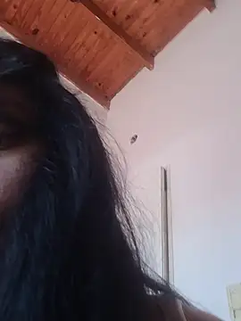 Snapshot of ZaraHoney chatting on 10-18-25, 05:46 ZaraHoney online show from 10-18-25, 05:46