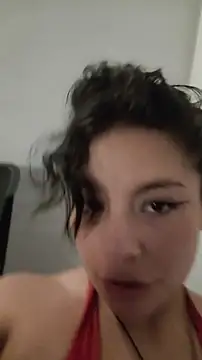 Snapshot of ZaraHoney chatting on 10-24-25, 07:05 ZaraHoney online show from 10-24-25, 07:05