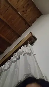 Snapshot of ZaraHoney chatting on 12-23-25, 05:05 ZaraHoney online show from 12-23-25, 05:05