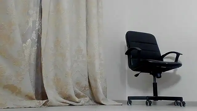 Snapshot of MarciaColins chatting on 02-09-25, 01:44 MarciaColins online show from 02-09-25, 01:44