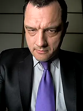 Snapshot of ExclusivePrivate chatting on 10-18-25, 10:10 ExclusivePrivate online show from 10-18-25, 10:10