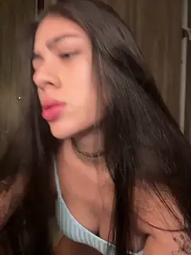 Sarasanders 4 online show from 12-24-24, 01:16