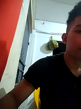 Snapshot of riobamba1 chatting on 03-12-26, 10:21 riobamba1 online show from 03-12-26, 10:21