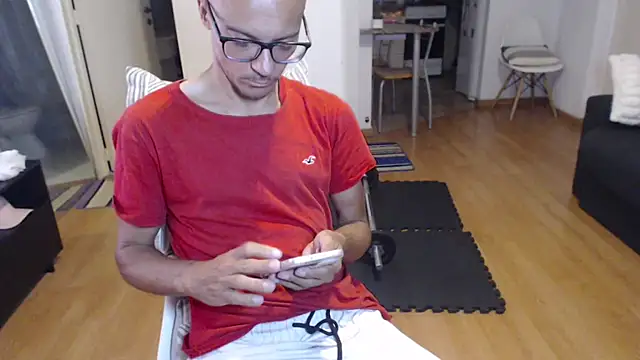 guachin hunk online show from 11-20-25, 07:24