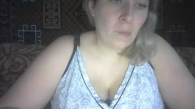 Diana Britt online show from 12-02-25, 06:08