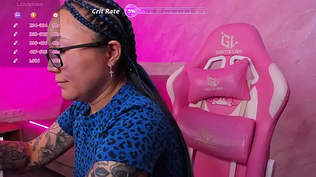 Snapshot of gentle_muse chatting on 11-10-25, 01:04 gentle muse online show from 11-10-25, 01:04