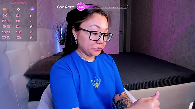 Snapshot of gentle_muse chatting on 11-13-25, 01:04 gentle muse online show from 11-13-25, 01:04