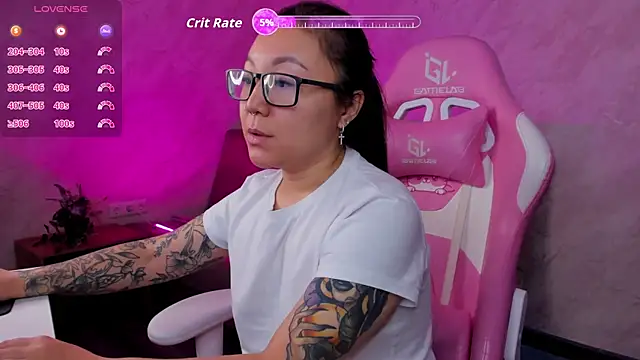 Snapshot of gentle_muse chatting on 11-14-25, 01:04 gentle muse online show from 11-14-25, 01:04