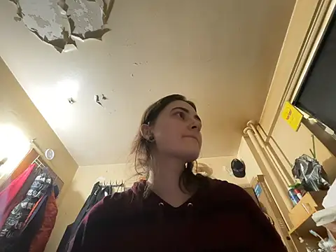 Snowbunnycake 131 online show from 05-27-26, 07:33