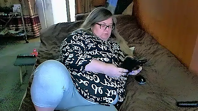 sex2 online show from 03-17-25, 05:23