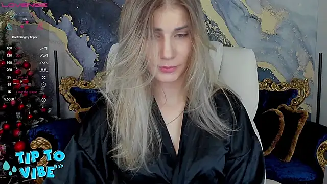 CassandraGood online show from 12-19-24, 11:46