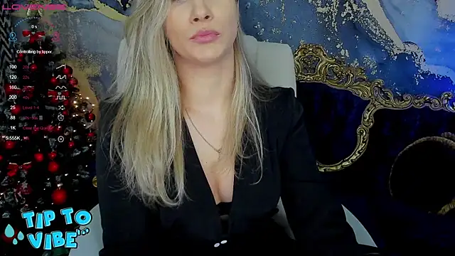 CassandraGood online show from 12-21-24, 08:43