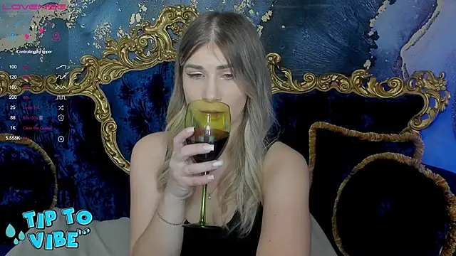 CassandraGood online show from 01-03-25, 10:19