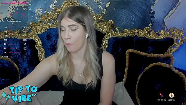 CassandraGood online show from 01-04-25, 01:21