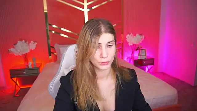 CassandraGood online show from 09-09-25, 07:41