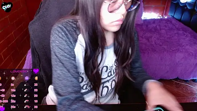 MidoriQuiinn online show from 03-30-26, 03:57