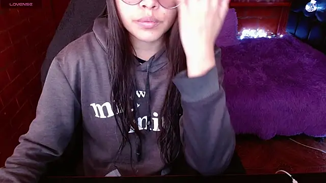 MidoriQuiinn online show from 04-09-26, 02:44