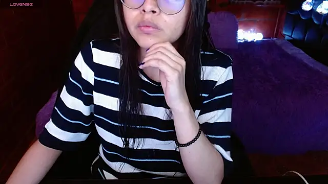 MidoriQuiinn online show from 05-29-26, 04:05