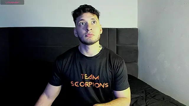 alejandro  2 online show from 11-07-25, 07:36