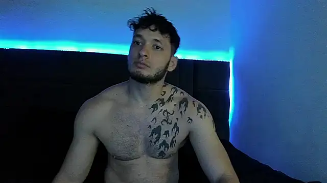 alejandro  2 online show from 11-20-25, 12:49