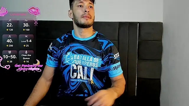 alejandro  2 online show from 04-06-26, 07:15