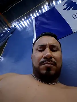 Snapshot of Eumanzor chatting on 01-08-26, 01:30 Eumanzor online show from 01-08-26, 01:30