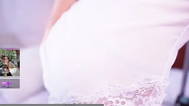 Snapshot of Lucy_fit chatting on 11-04-25, 11:09 Lucy fit online show from 11-04-25, 11:09