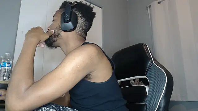 Snapshot of ChrisVacher chatting on 12-23-24, 11:57 ChrisVacher online show from 12-23-24, 11:57